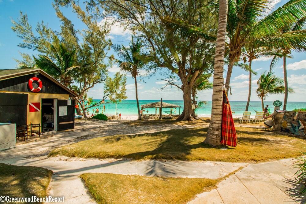 Greenwood Beach Resort Bailey Town  Екстер'єр фото