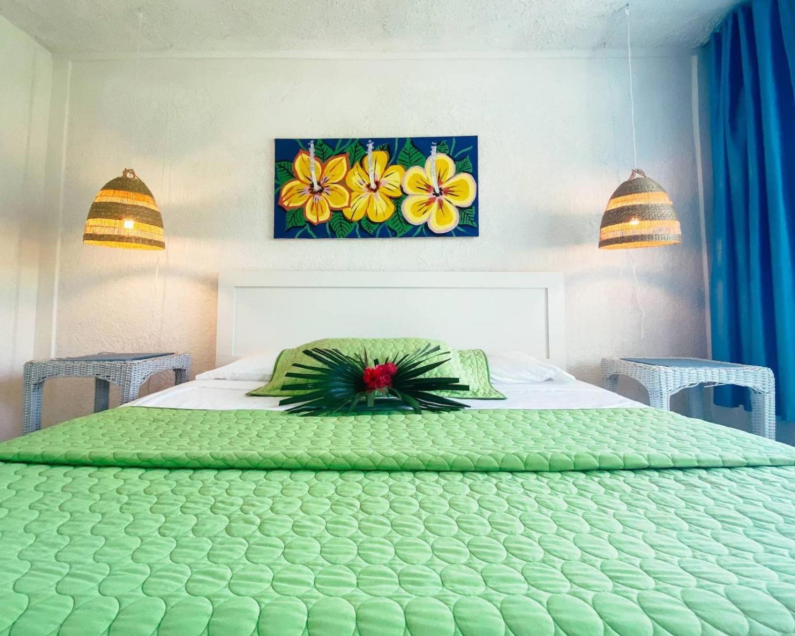 Greenwood Beach Resort Bailey Town  Екстер'єр фото